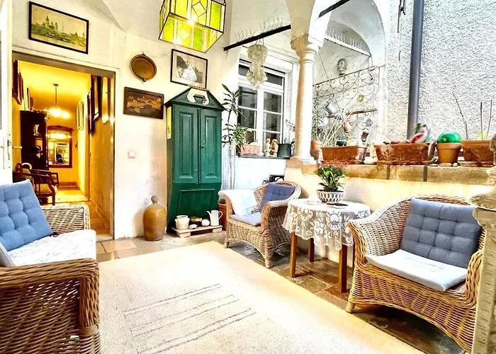 Center - Historisches & Refugium Appartement Linz